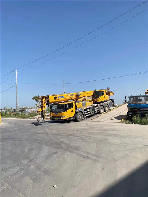 凤阳县吊车作业时，可能会产生哪些额外收费项目？